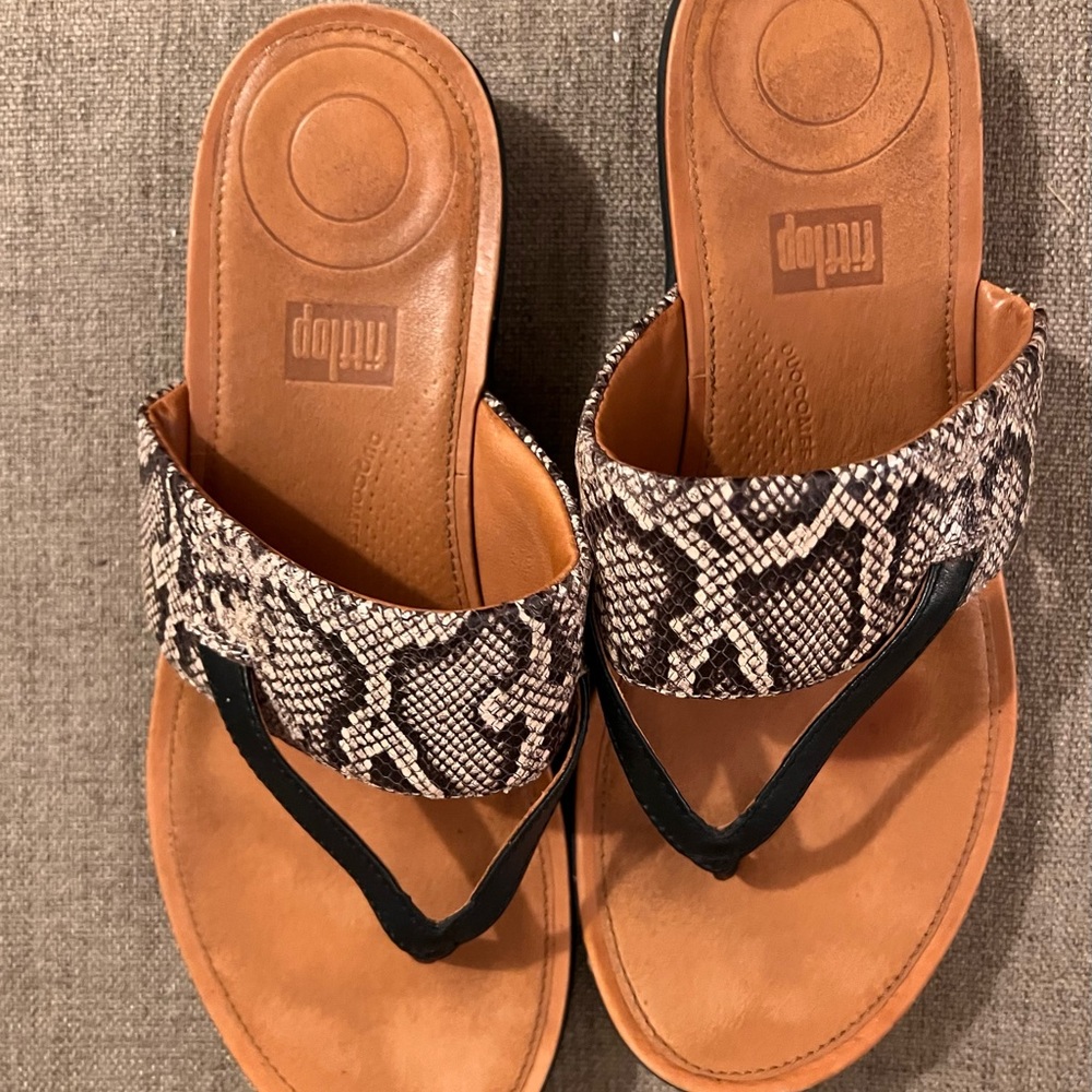 Fit Flops size 8
